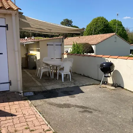 Maison Confort Proche Plages Et Commerces بيت للعطل